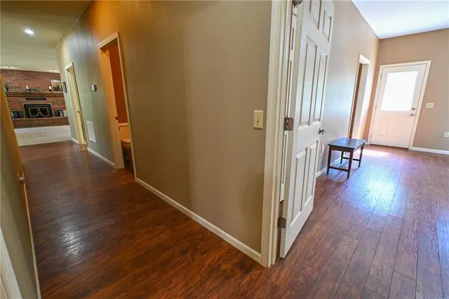 $850,000 | 9350 Southeast 500 Road, Collins, MO 64738