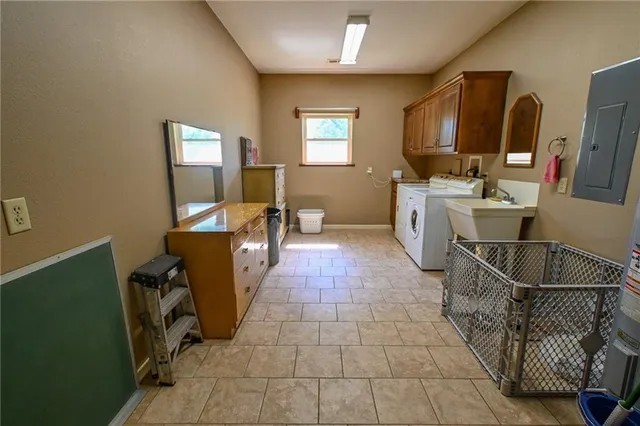 $850,000 | 9350 Southeast 500 Road, Collins, MO 64738