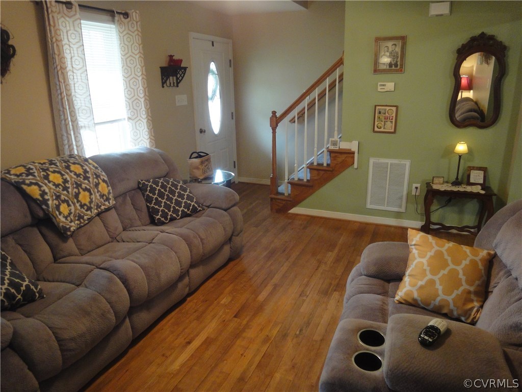 1507 Bracketts Bend Road Powhatan, VA 23139 - Photo 8 of 32 Gallery Image 8