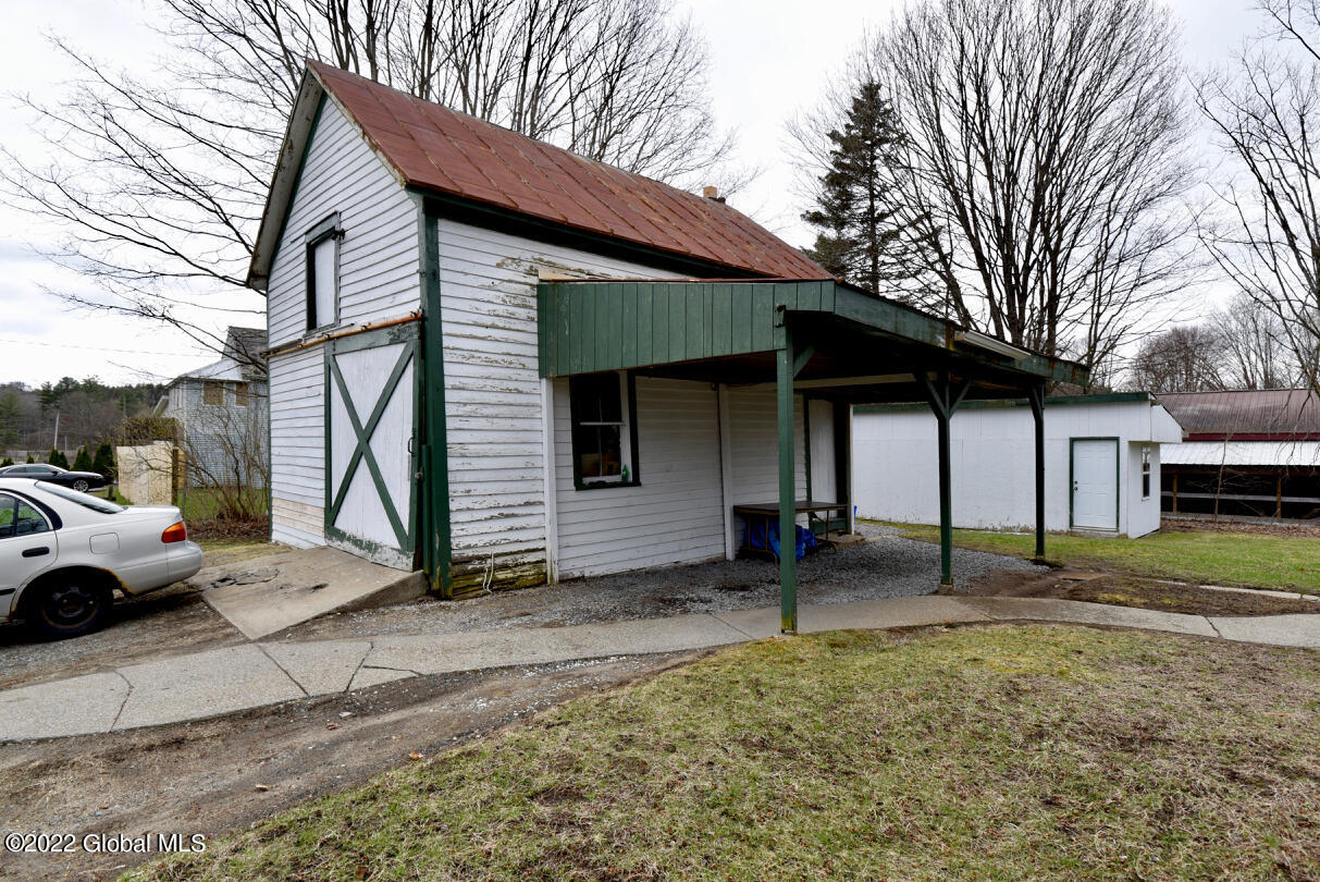 468 Middle Grove Road Middle Grove, NY 12850 - Photo 46 of 55 34