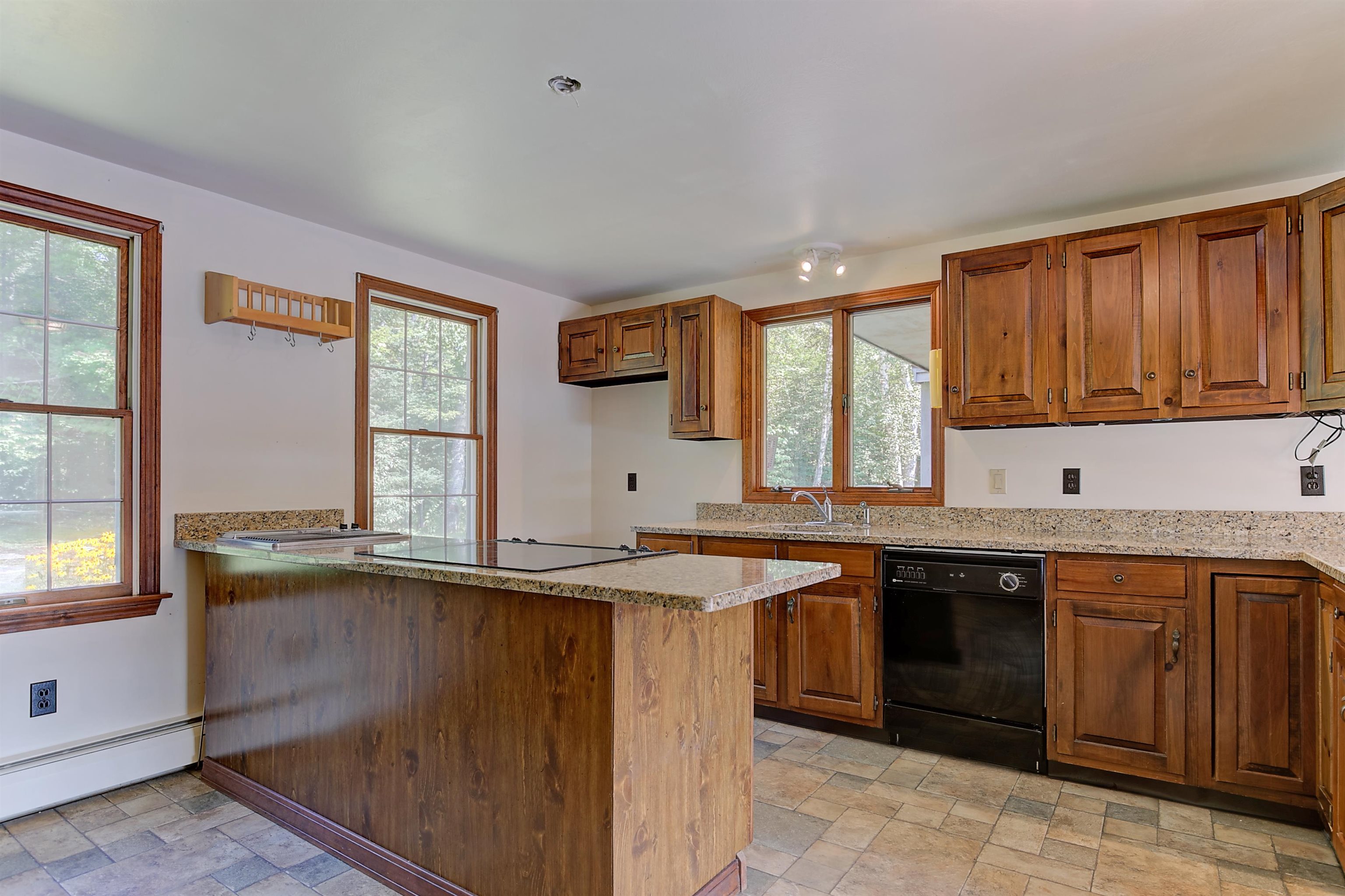 1433 Highway 2 Randolph, NH 03593 - Photo 14 of 40