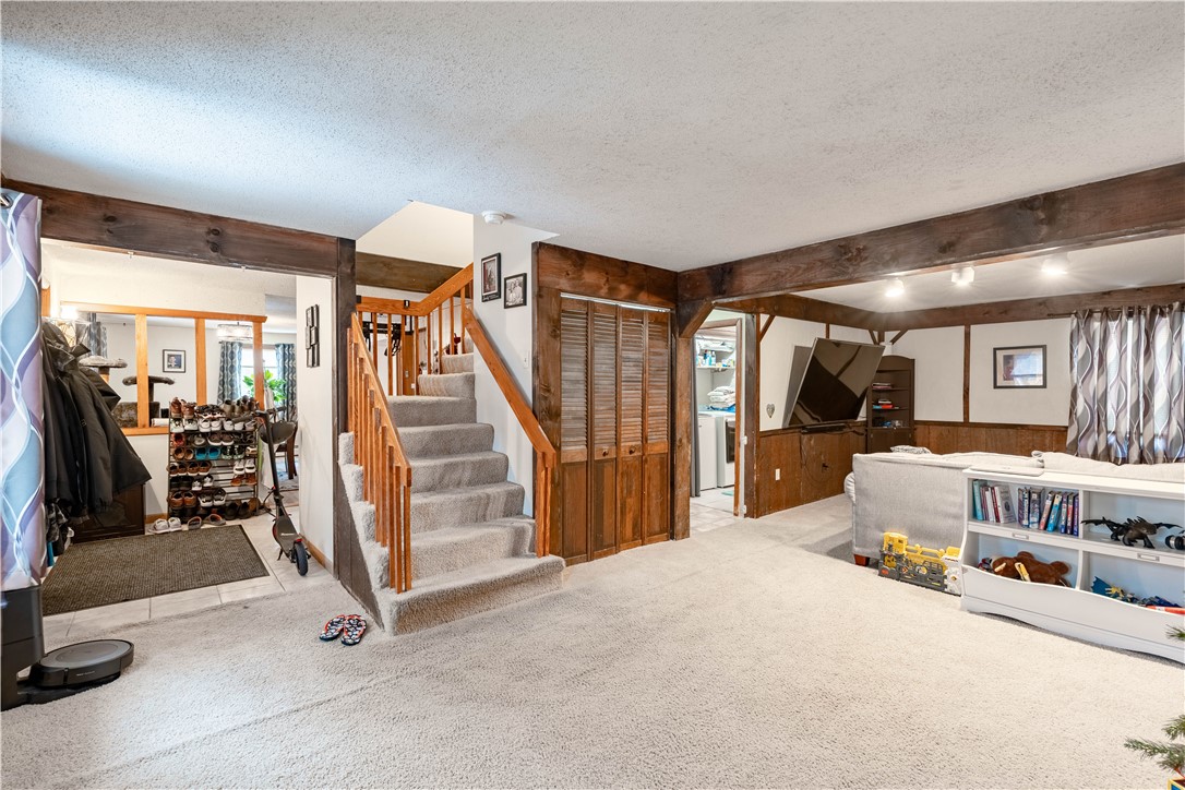 1001 West Ironstone Road Burrillville, RI 02830 - Photo 14 of 40