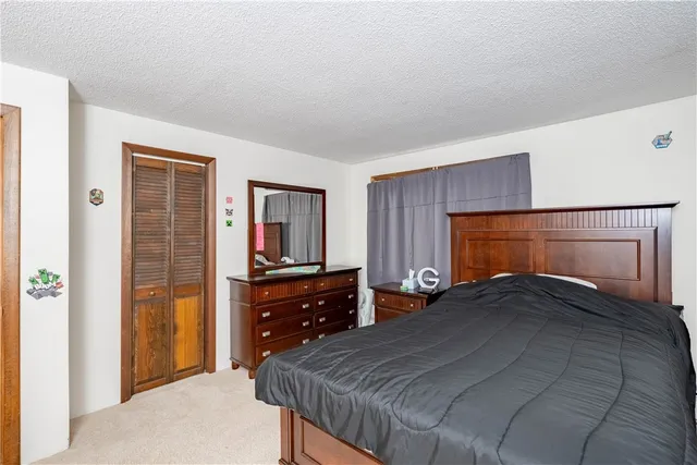 $634,999 | 1001 West Ironstone Road, Burrillville, RI 02830