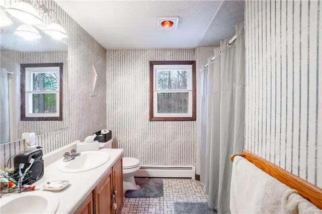 $634,999 | 1001 West Ironstone Road, Burrillville, RI 02830