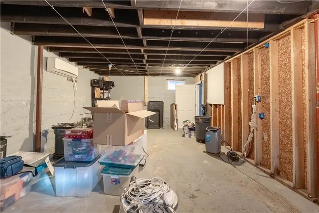 $634,999 | 1001 West Ironstone Road, Burrillville, RI 02830