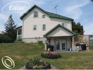 12253 East Atherton Road Davison, MI 48423 - Photo 9 of 23 20354836-8.JPG