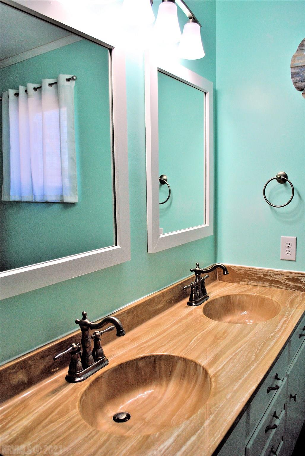 7462 Riverbluff Road Radford, VA 24141 - Photo 52 of 72 Gallery Image 52