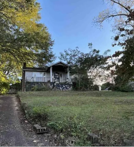 $118,000 | 710 Woods Drive, Chattanooga, TN 37411