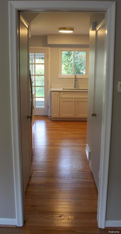1006 Tottenham Road Birmingham, MI 48009 - Photo 11 of 50