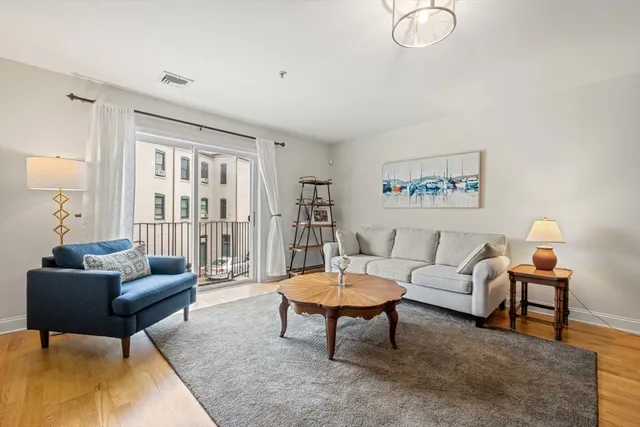 $599,000 | 179 Park Street, Unit 201, Medford, MA 02155