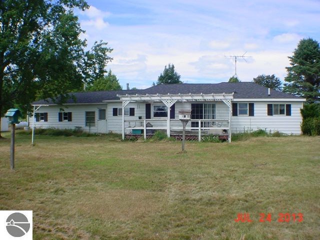 509 Brown Road Standish, MI 48658 - Photo 4 of 6 1777625-3.JPG