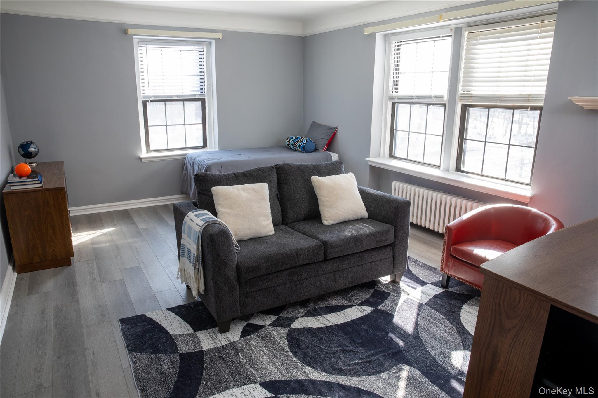 178 Garth Road, Unit 1A Scarsdale, NY 10583 - Photo 2 of 10 Bright and spacious studio apartment