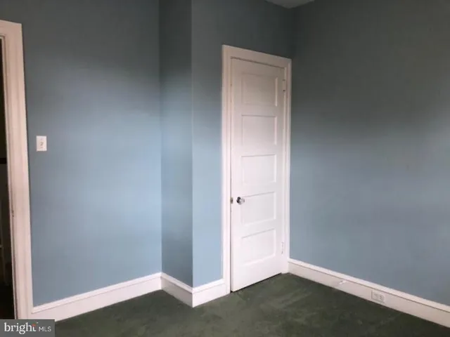 an empty room