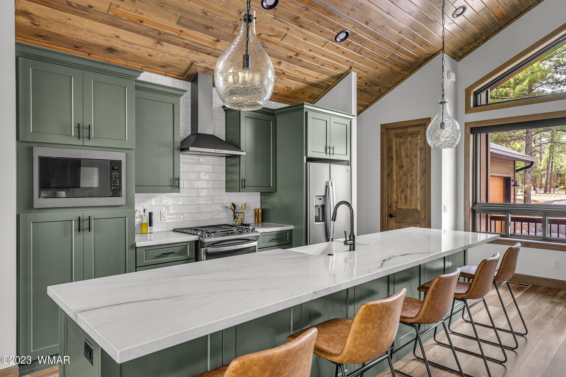 181 South Silktassel Road Show Low, AZ 85901 - Photo 10 of 48 Gallery Image 10