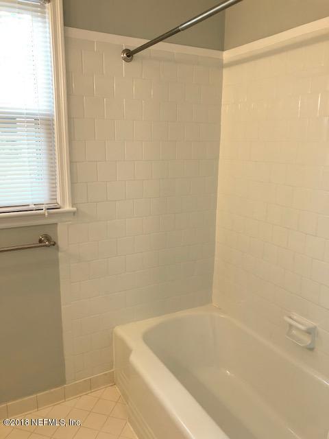 2847 Ripley Avenue Jacksonville, FL 32207 - Photo 9 of 19 IMG_0123