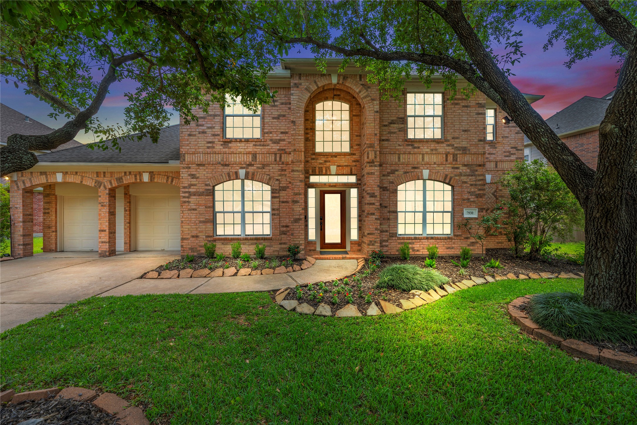 7930 Chateau Point Lane Houston, TX 77041 - Photo 1 of 34 Welcome home to 7930 Chateau Point Lane!