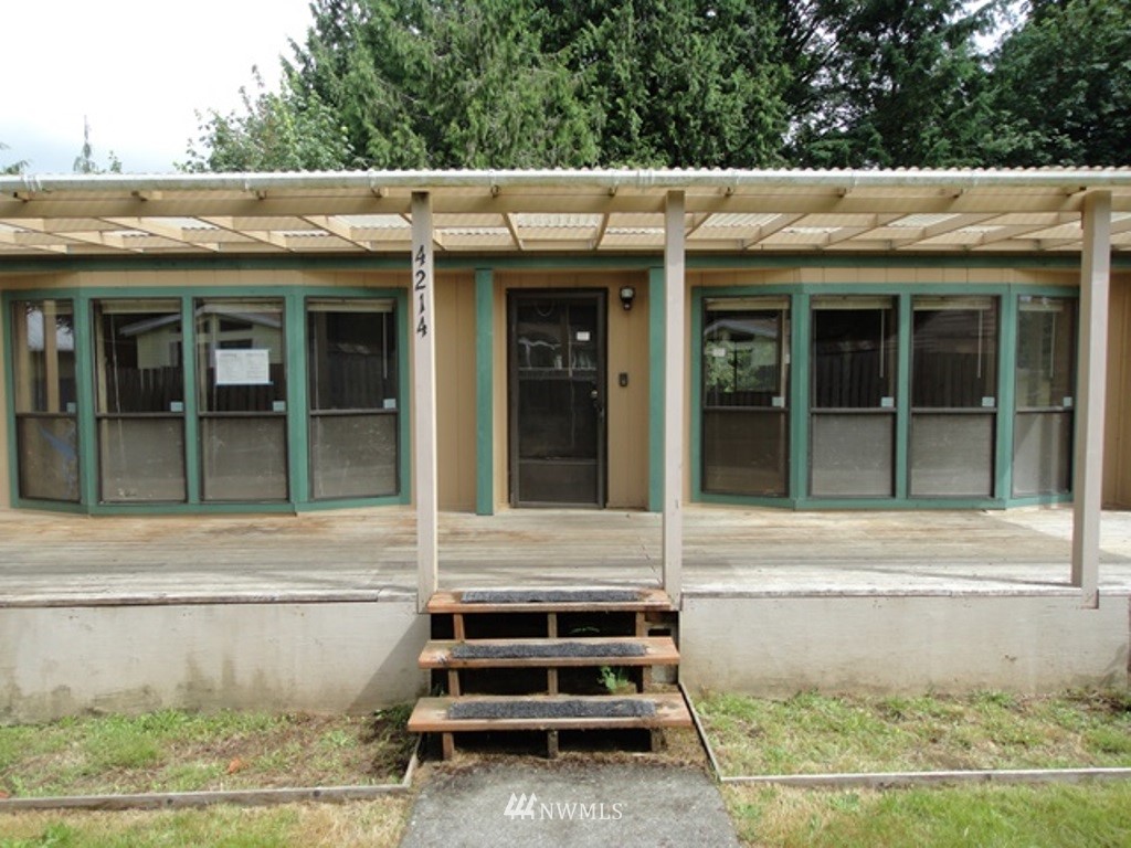 4214 Lemon Road Northeast Olympia, WA 98506 - Photo 2 of 19 Gallery Image 2