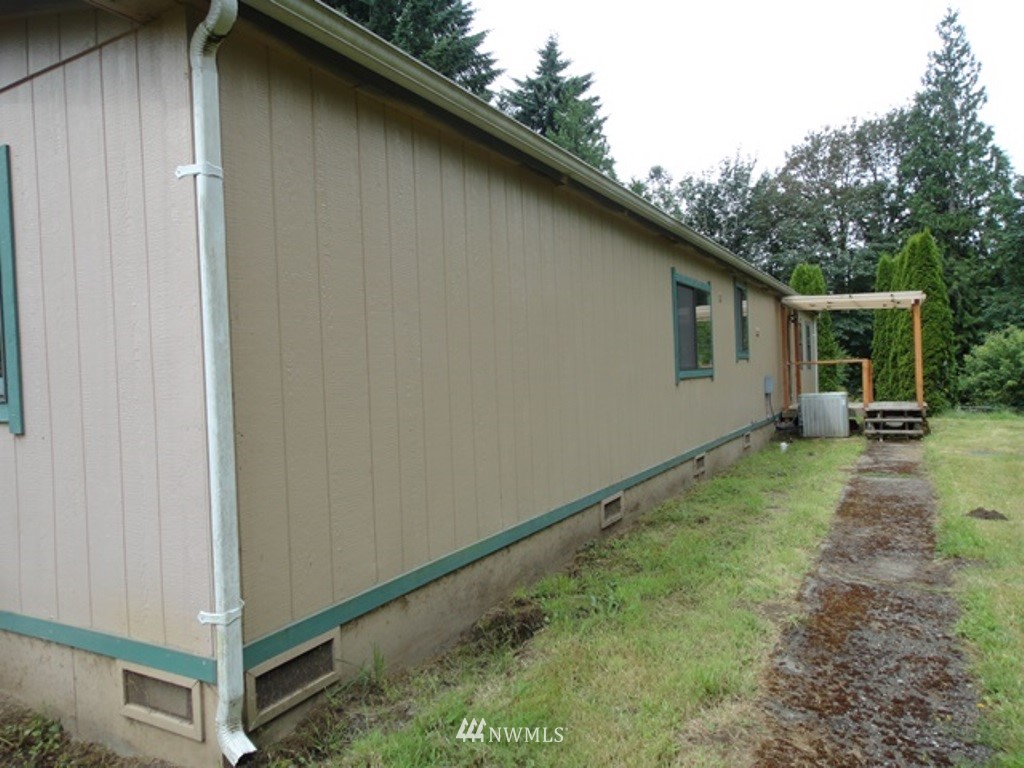 4214 Lemon Road Northeast Olympia, WA 98506 - Photo 6 of 19 Gallery Image 6