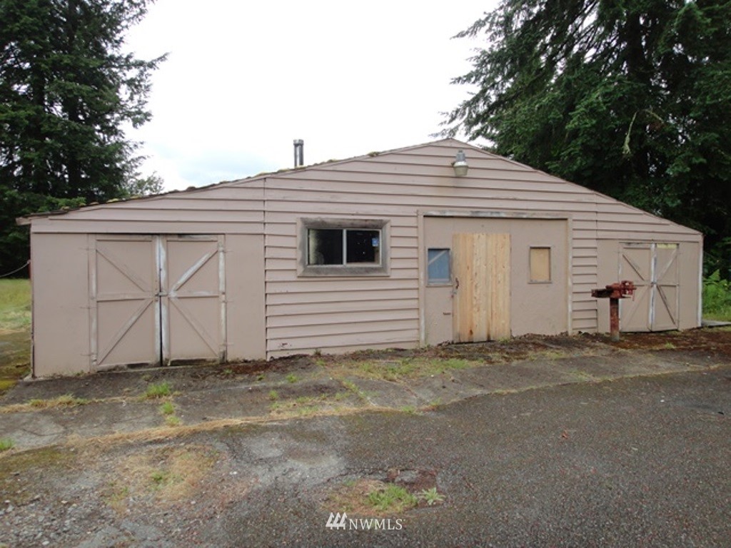 4214 Lemon Road Northeast Olympia, WA 98506 - Photo 10 of 19 Gallery Image 10