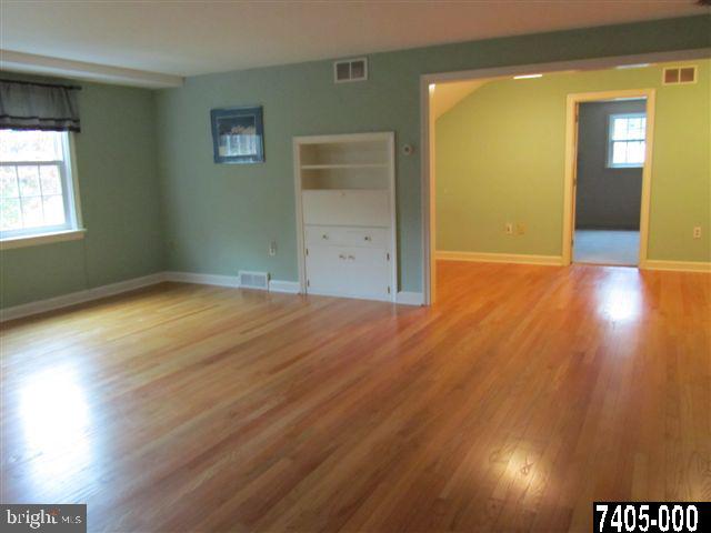 458 Country Club Road York, PA 17403 - Photo 19 of 25 Gallery Image 19