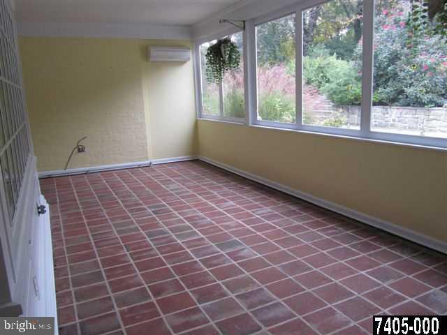 458 Country Club Road York, PA 17403 - Photo 22 of 25 Gallery Image 22