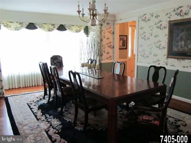 458 Country Club Road York, PA 17403 - Photo 6 of 25 Gallery Image 6