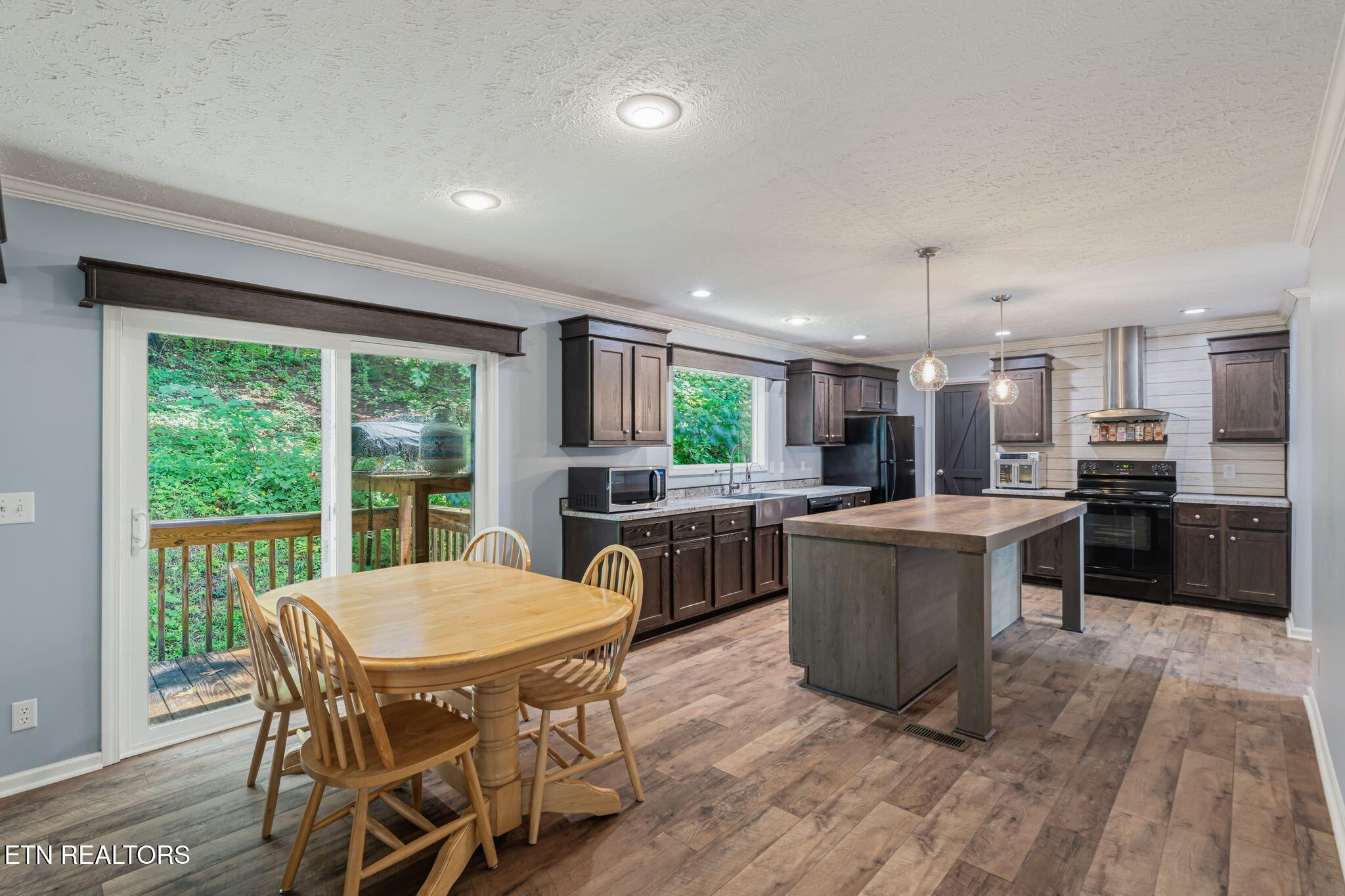 2156 Hiwassee Road Sweetwater, TN 37874 - Photo 3 of 46 21-web-or-mls-2156 Hiwassee Road19