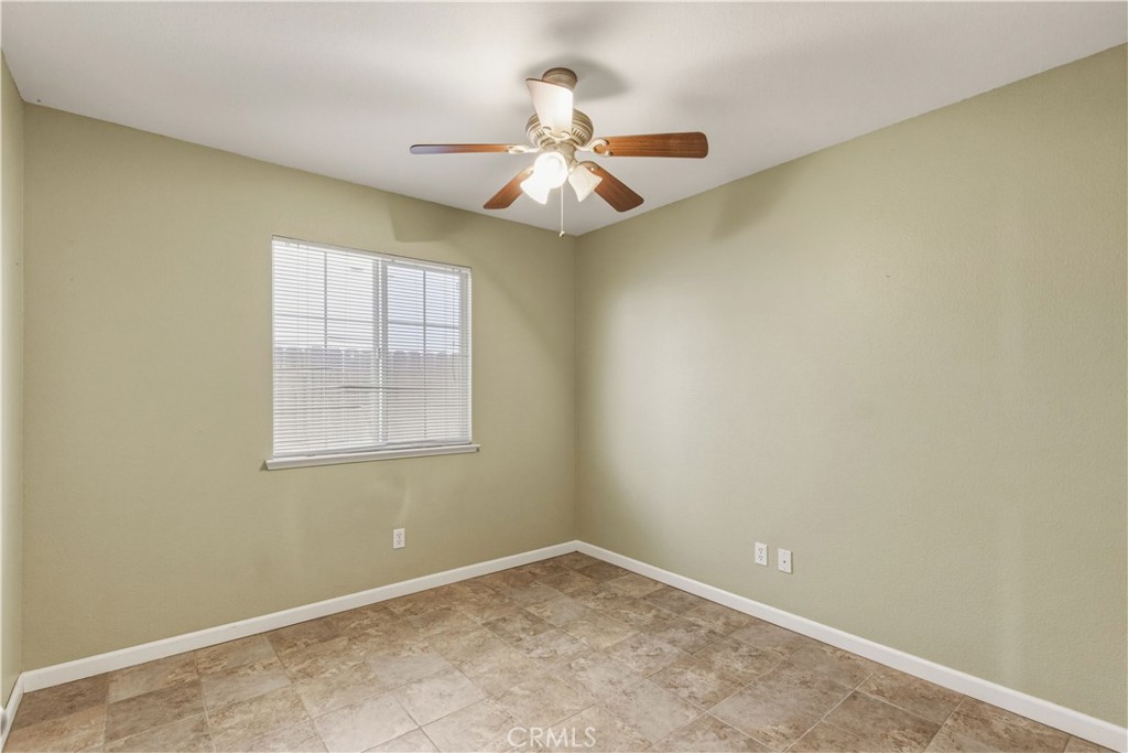 1525 La Sierra Street Merced, CA 95348 - Photo 18 of 36