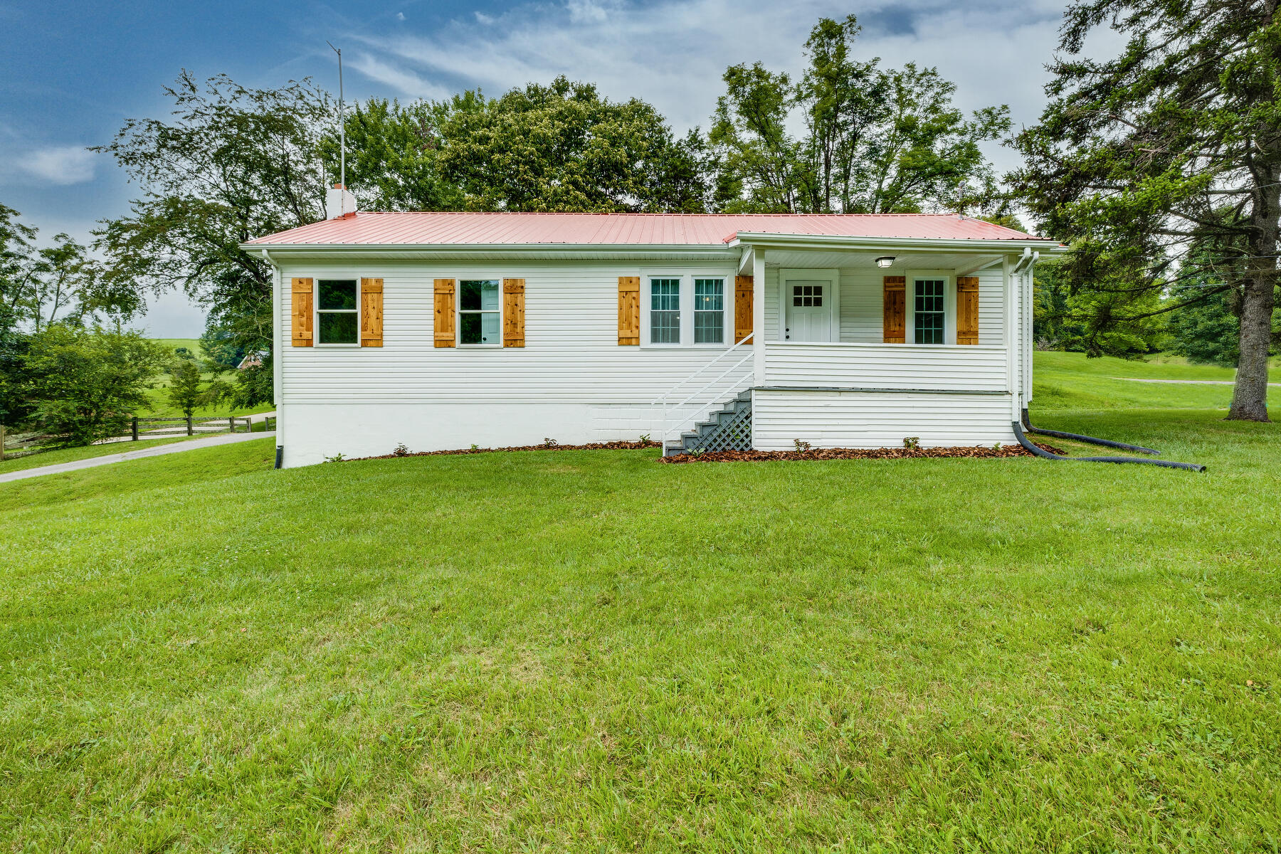 6864 Gate City Highway, Bristol, VA 24202 Compass