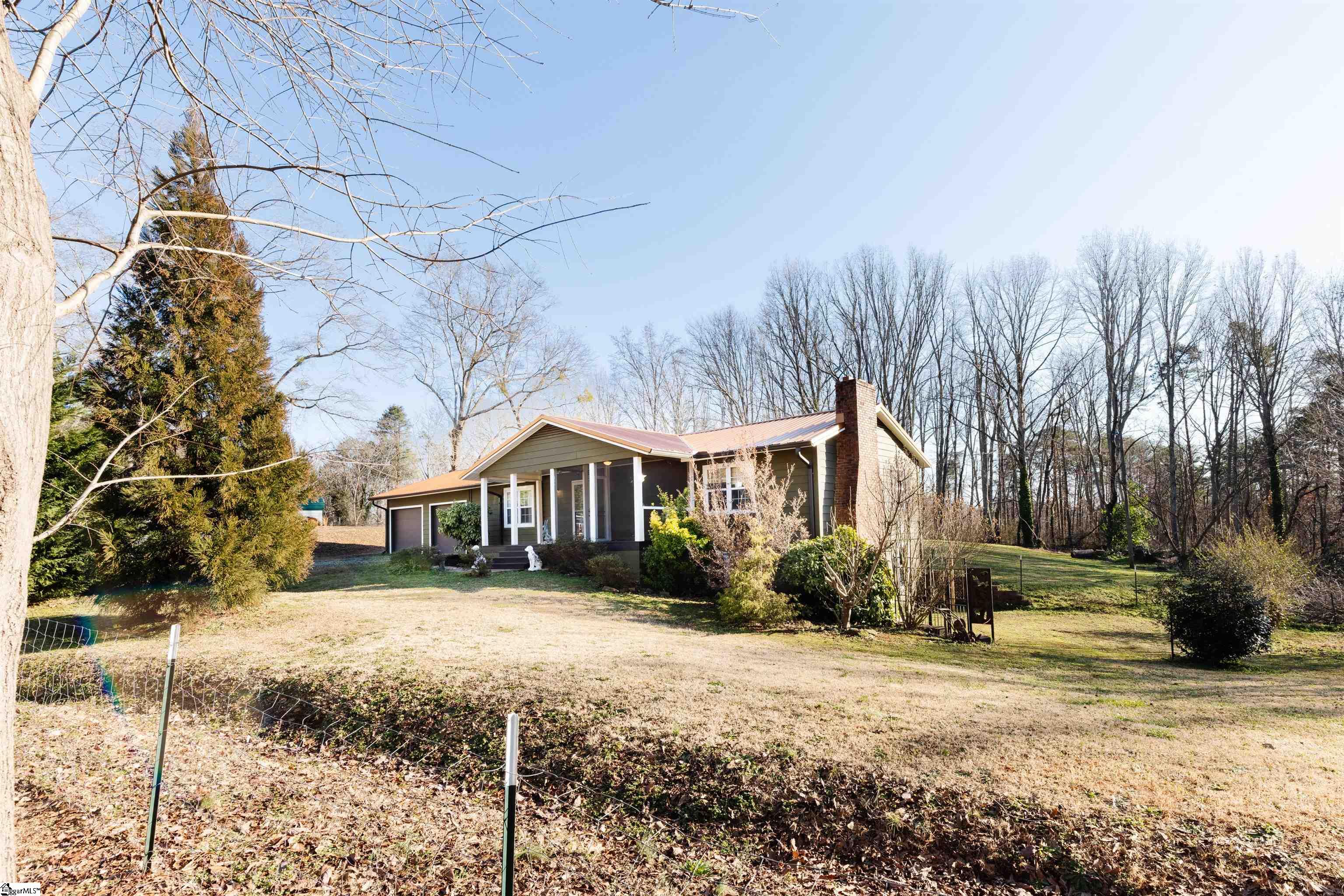 24 Wrenn Road Taylors, SC 29687 - Photo 3 of 27
