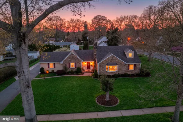 $425,000 | 455 East Loockerman Street, Dover, DE 19901