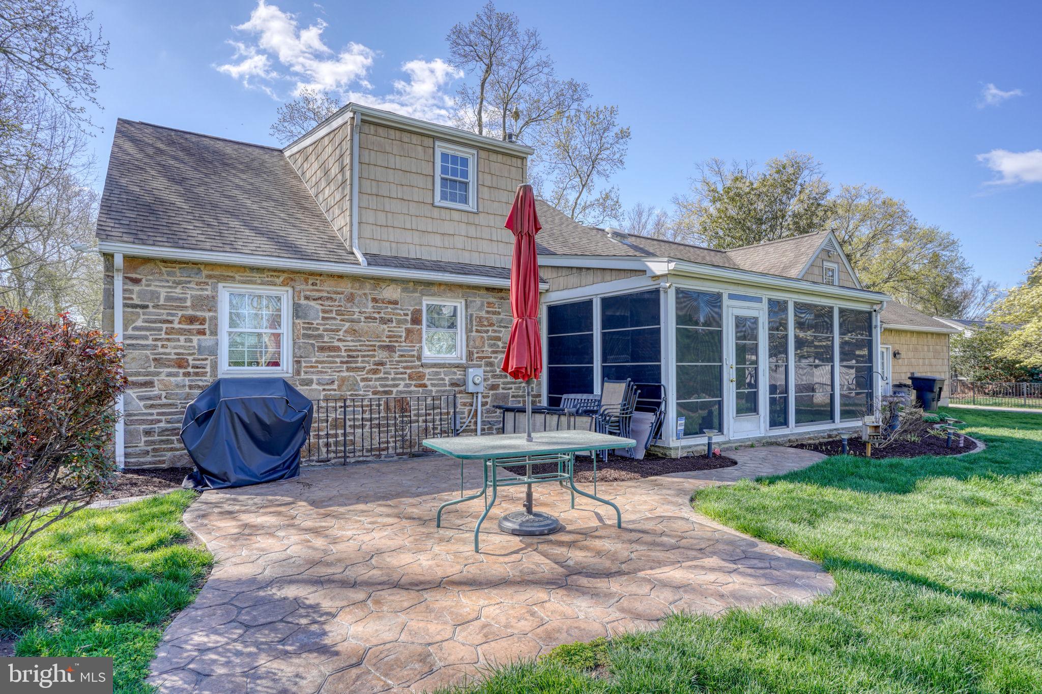 455 East Loockerman Street Dover, DE 19901 - Photo 55 of 55 a view of a house with backyard and sitting area