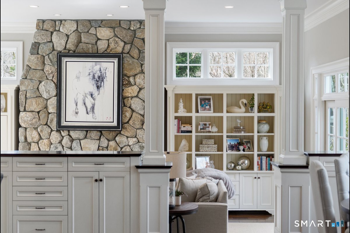 145 Galloping Hill Road Fairfield, CT 06824 - Photo 13 of 40