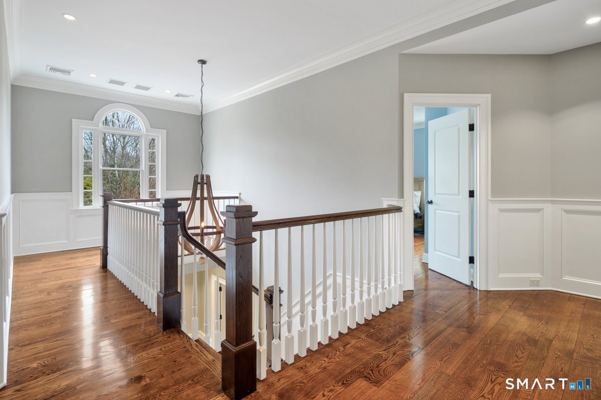 145 Galloping Hill Road Fairfield, CT 06824 - Photo 19 of 40