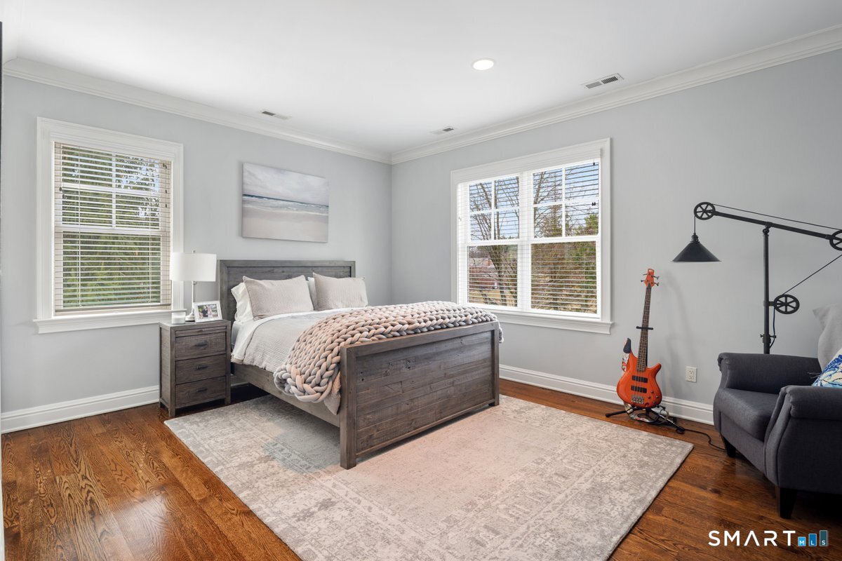 145 Galloping Hill Road Fairfield, CT 06824 - Photo 25 of 40