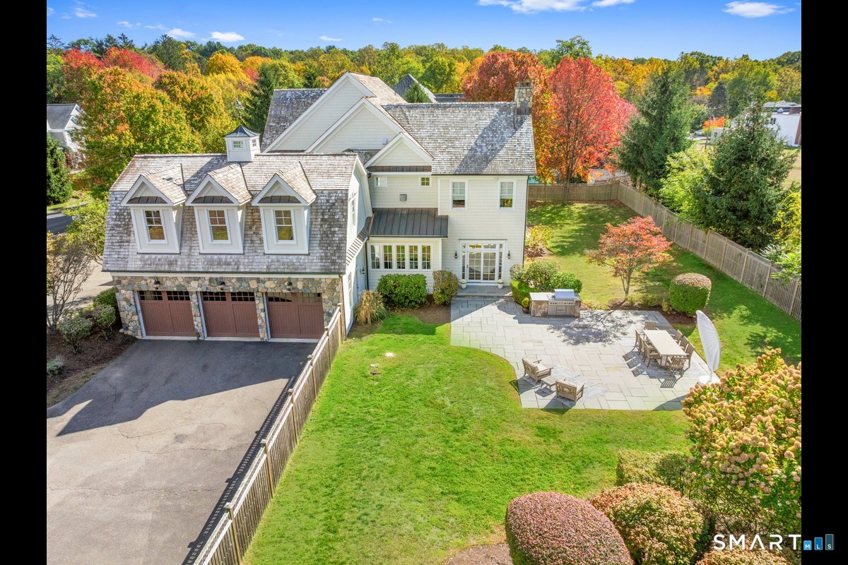 145 Galloping Hill Road Fairfield, CT 06824 - Photo 35 of 40