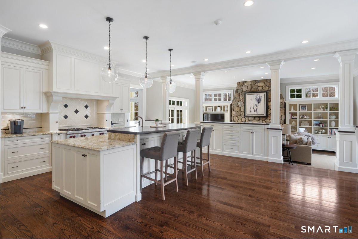 145 Galloping Hill Road Fairfield, CT 06824 - Photo 8 of 40