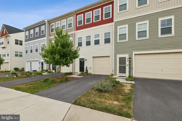 $339,900 | 215 Starry Way Drive, Stephenson, VA 22656