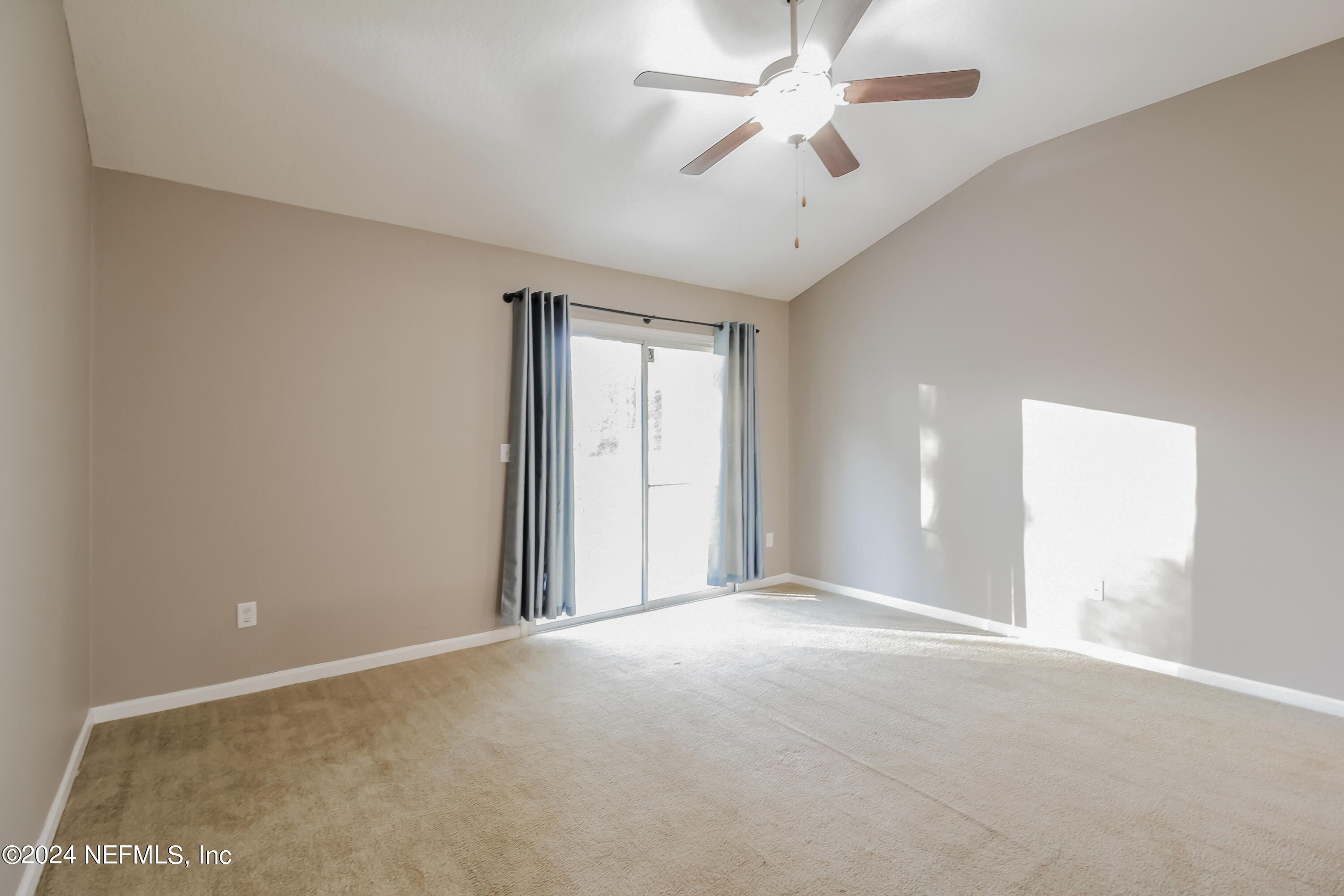 96477 Commodore Point Drive Yulee, FL 32097 - Photo 4 of 20 003-photo-living-room-13532810