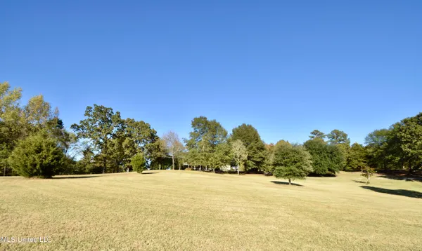 $985,000 | 2711 Highway 35, Carrollton, MS 38917