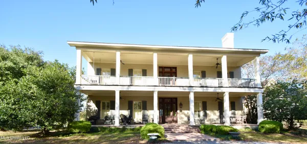 $985,000 | 2711 Highway 35, Carrollton, MS 38917