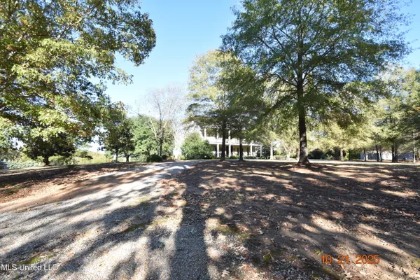 $985,000 | 2711 Highway 35, Carrollton, MS 38917