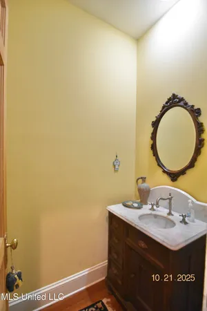 $985,000 | 2711 Highway 35, Carrollton, MS 38917