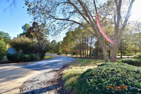 $985,000 | 2711 Highway 35, Carrollton, MS 38917