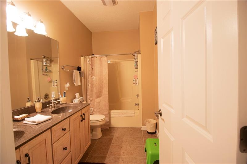 385 Pleasant Valley Road Bulger, PA 15019 - Photo 15 of 25 2nd Full Bath with Double Sinks!