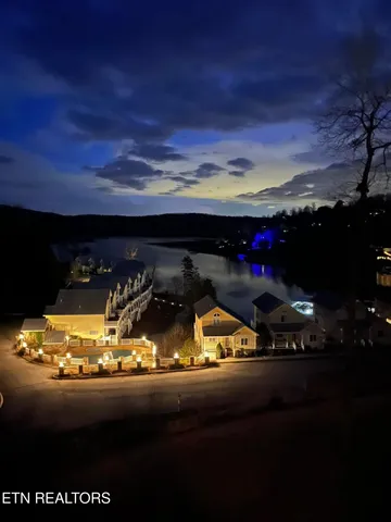 $429,000 | 131 North Deer Vlg Lane, Unit B, La Follette, TN 37766