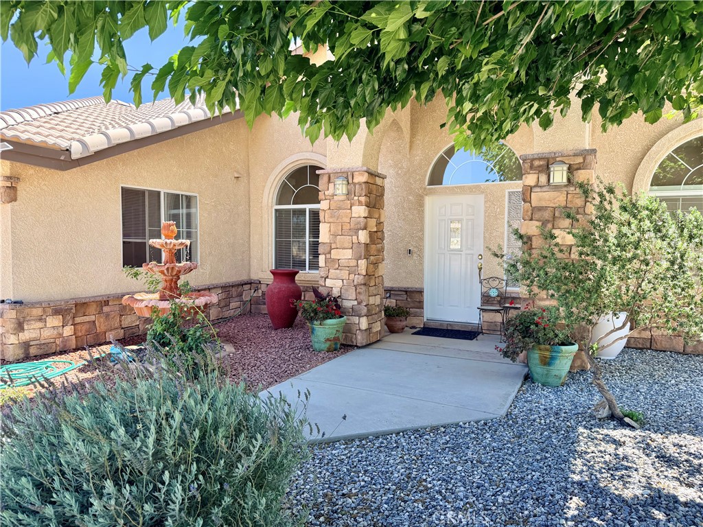 8535 Alta Mesa Road Hesperia, CA 92344 - Photo 2 of 47