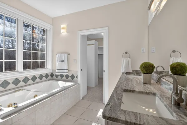 $719,900 | 7176 Sanctuary Drive, Jackson, MI 49201