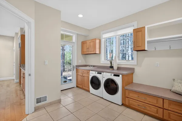 $719,900 | 7176 Sanctuary Drive, Jackson, MI 49201