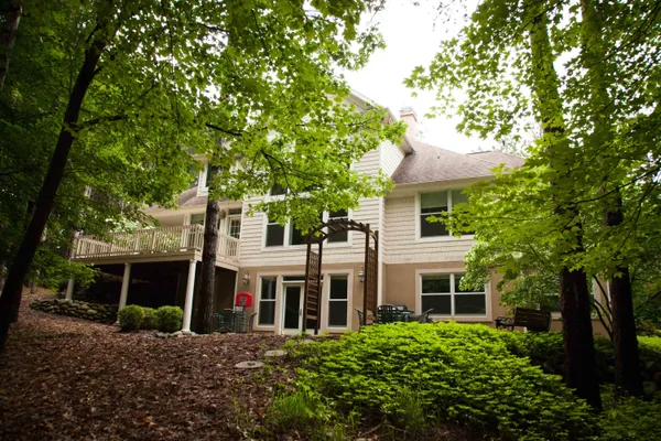 $719,900 | 7176 Sanctuary Drive, Jackson, MI 49201